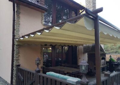 Пергола примыкающая к дому