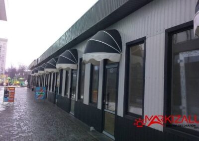 Реклама на маркизах – эффективный и малозатратный маркетинговый ход.