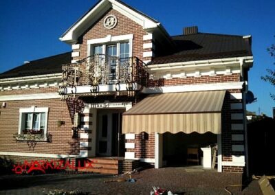 Локтевыми маркизами называют выдвижные навесы которые сделаны из ткани (выдвижные маркизы)