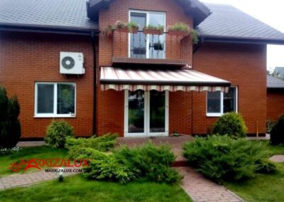 Маркиза предназначена для защиты больших площадей, террас, летних площадок.